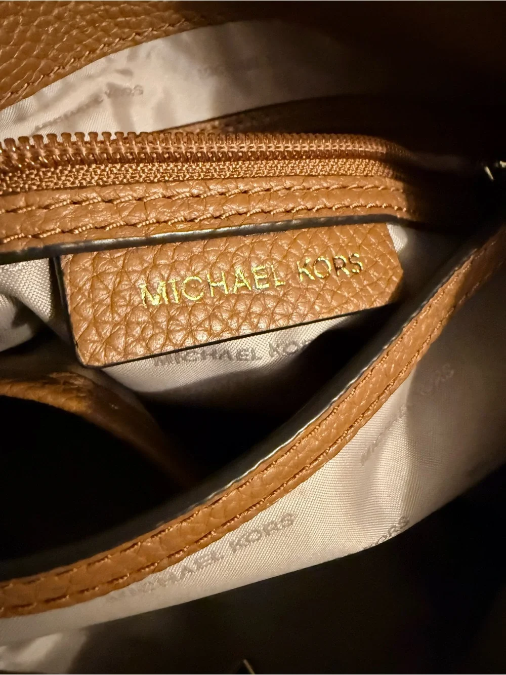 Michael Kors Newberry Medium Chain Shoulder Tote - LIKE NEW - Picture 7 of 10